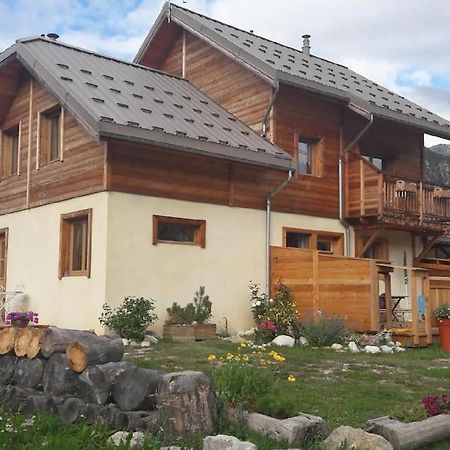 Chalet T3 Duplex Neuf Névache Exterior photo